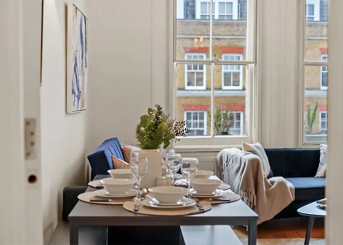 Delightful Flat In London - Sleeps 6